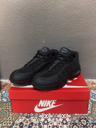 Nike Air Max 95 Negras