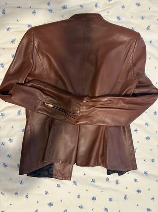 Cazadora de cuero Zara marrón