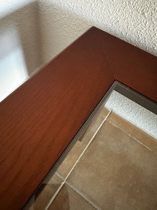 Mesa de centro de madera y cristal