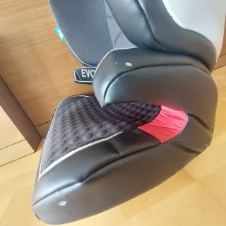 Silla elevadora con respaldo Grupo II+III