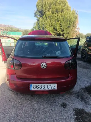 Volkswagen Golf 2004