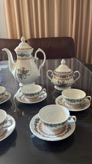 Juego de café, 6 tazas de porcelana