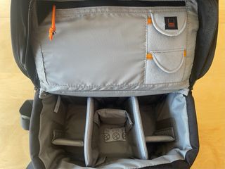 Bolsa para cámara Lowepro Nova 180 AW