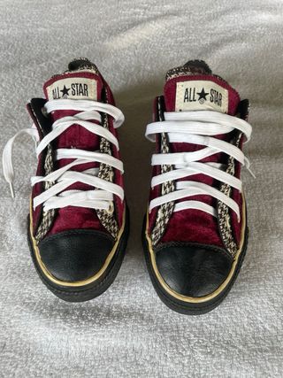 Zapatillas Converse Bajas Rojo y Marrón