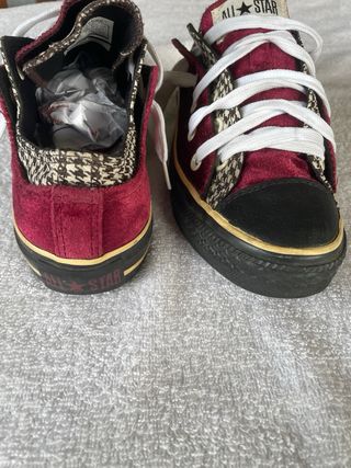 Zapatillas Converse Bajas Rojo y Marrón