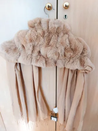 Bufanda pelo sintético beige y marrón NUEVA marca