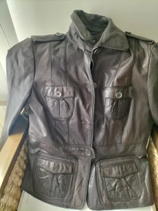 Chaqueta de cuero Zara mujer