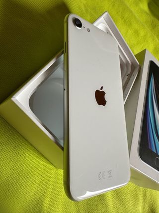 iPhone SE 2da Gen 64GB Negro