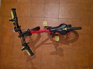 Bicicleta infantil Btwin 16" roja