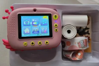 Macchina fotografica digitale rosa per bambini
