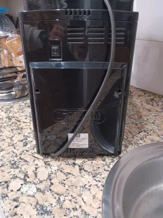Cafetera DeLonghi Magnífica S Automática