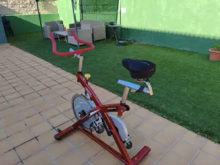 Bicicleta Spinning BH SB2 Roja