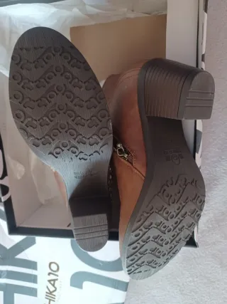 Botines Chika10 Negros y marrones Talla 39