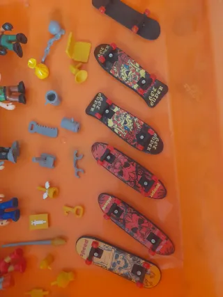 Figuras Pin y Pon + Patinetes