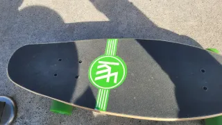 Monopatín T-Rex Mech Verde