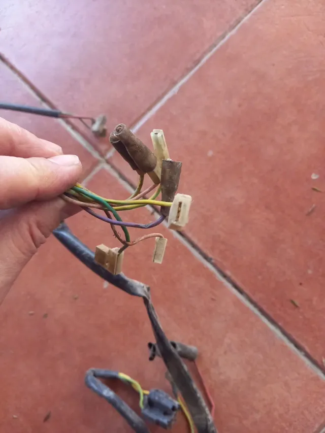 Instalación Eléctrica Derbi Senda R. Derbi eu2