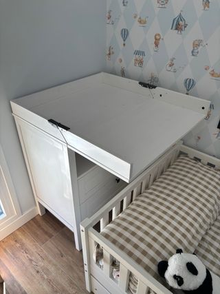 Cómoda cambiador bebé Ikea