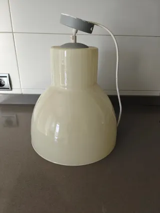 Lámpara de techo beige