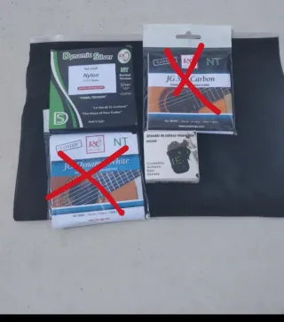 Pack Cuerdas Guitarra Clásica y Afinador