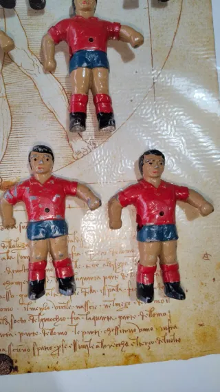 Antichi pupazzi da calcio balilla