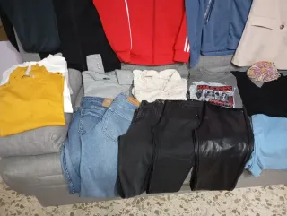 Lote de ropa, zapatos y complementos