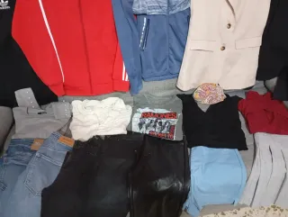 Lote de ropa, zapatos y complementos