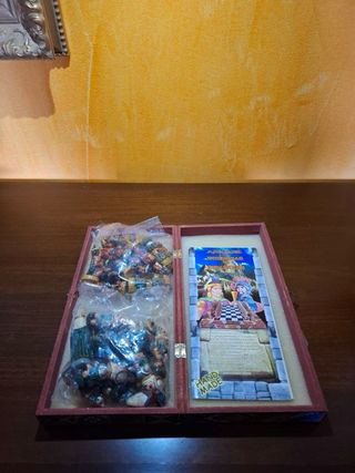 Ajedrez decorativo figuras étnicas