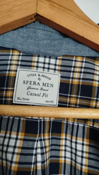 Camisa de cuadros azul y amarilla