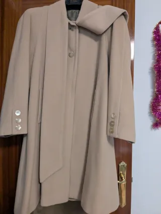 Abrigo de lana 100% beige