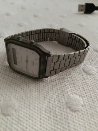 Reloj Casio AQ-230A Vintage Analógico-Digital