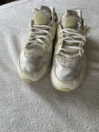 Zapatillas Nike Air Huarache Plata y Blanco