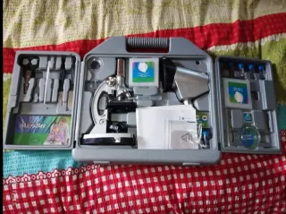 Microscopio non professionale