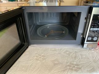 Microondas digital LG con grill