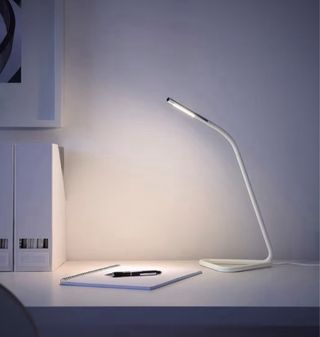 Lámpara LED tubo metálico blancos