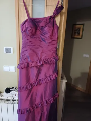 Vestido largo fiesta/boda morado talla 42