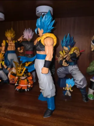 Gogeta Blue Grandista Figure con Scatola