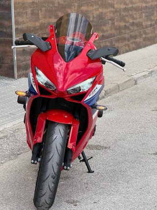 Honda CBR650R E-Clutch Papeles A2