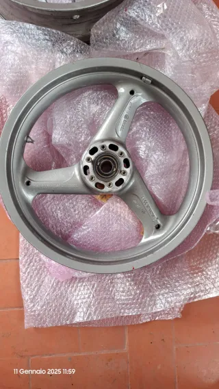 Cerchi originali Ducati 748 916 996