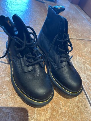 Botas Dr Martens chica talla 36