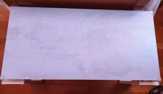 Mesa abatible blanca y gris