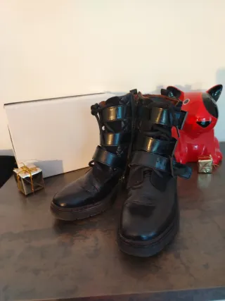 Botines Hispanitas Negros Casi Nuevos