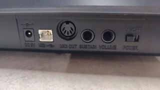 Teclado MIDI 88 teclas con soporte, silla y pedal