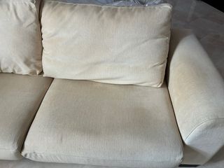 Sofá beige 2 plazas extra ancho