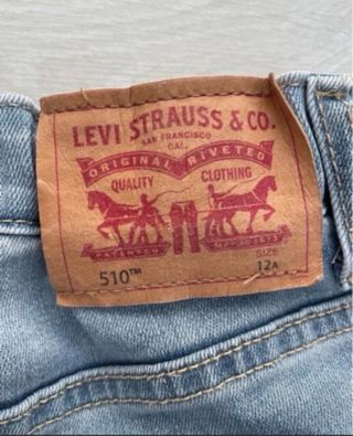 Vaqueros Levi's