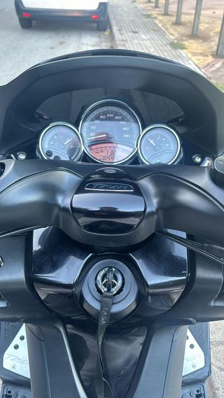 Yamaha Tmax