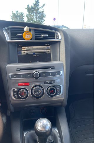 Citroen C4 2015 1.6HDI 92cv