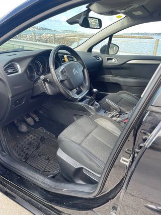 Citroen C4 2015 1.6HDI 92cv