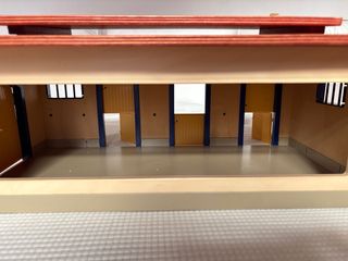 Establo, Coche y Remolque Caballos Schleich