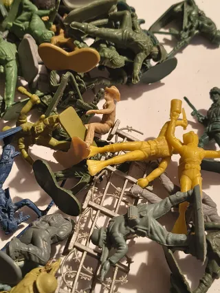 Lotto soldatini vintage plastica