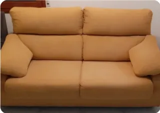 2 SOFAS ESTAN EN COMARRUGA